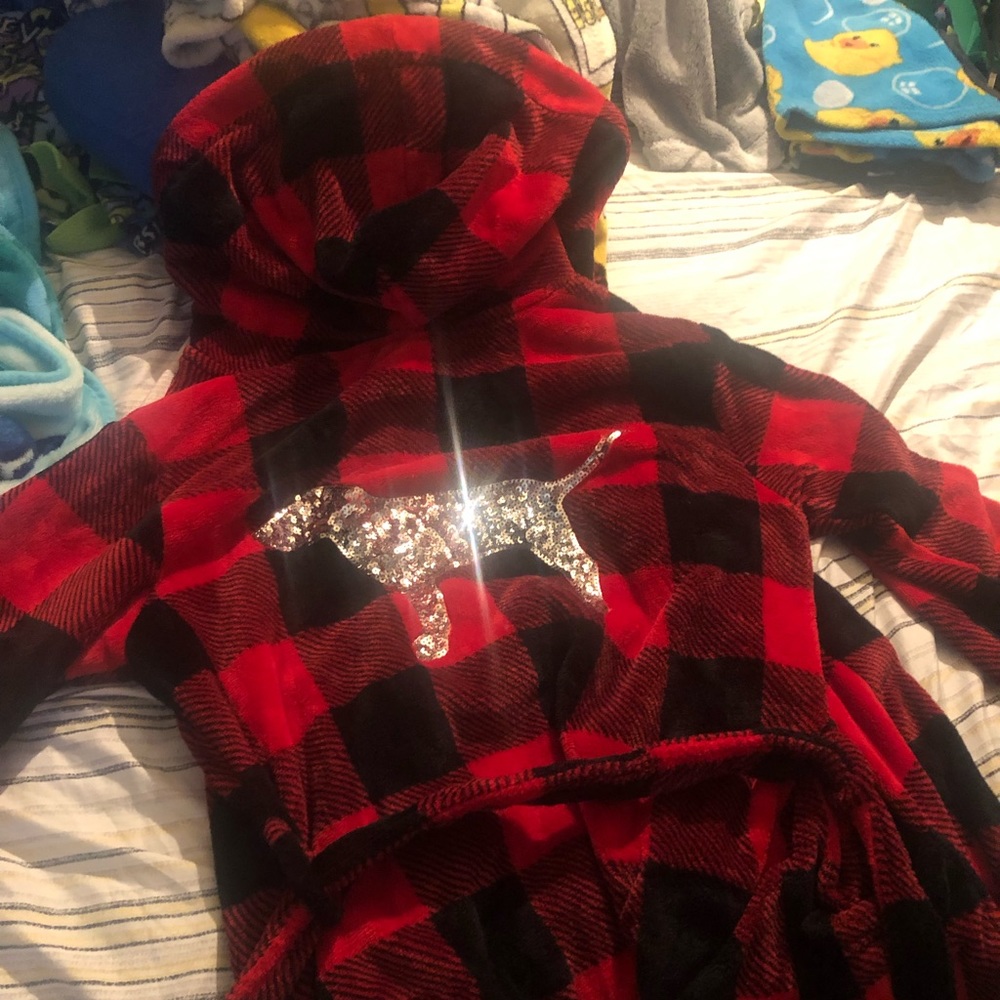 VS Robe